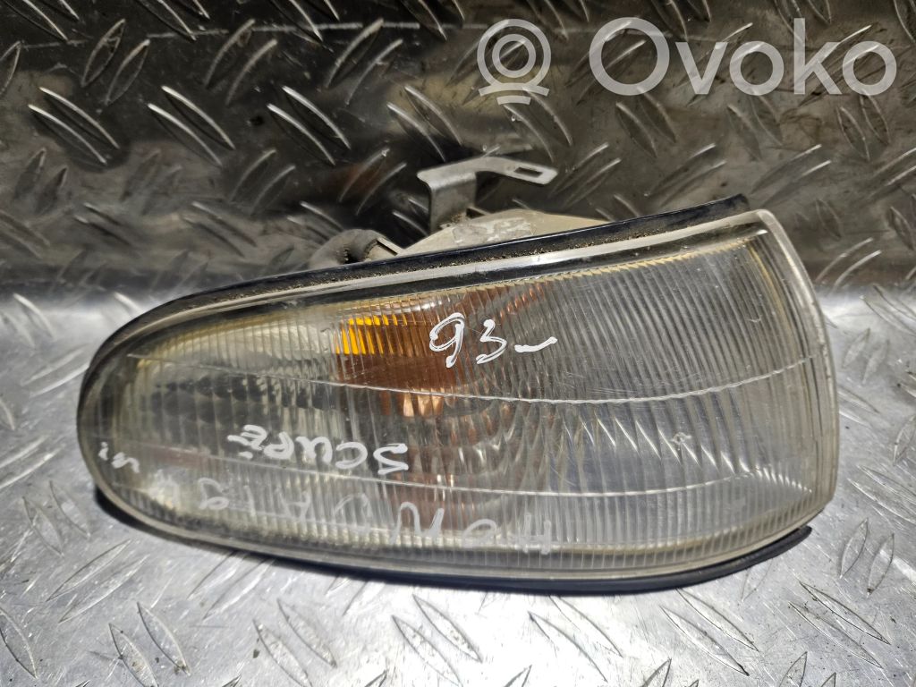 Hyundai Scoupe Front indicator light 
