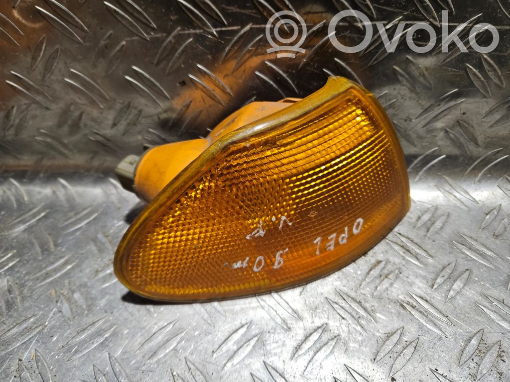 Opel Astra F Kierunkowskaz przedni 