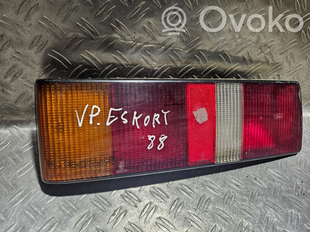 Ford Escort Galinis žibintas kėbule 