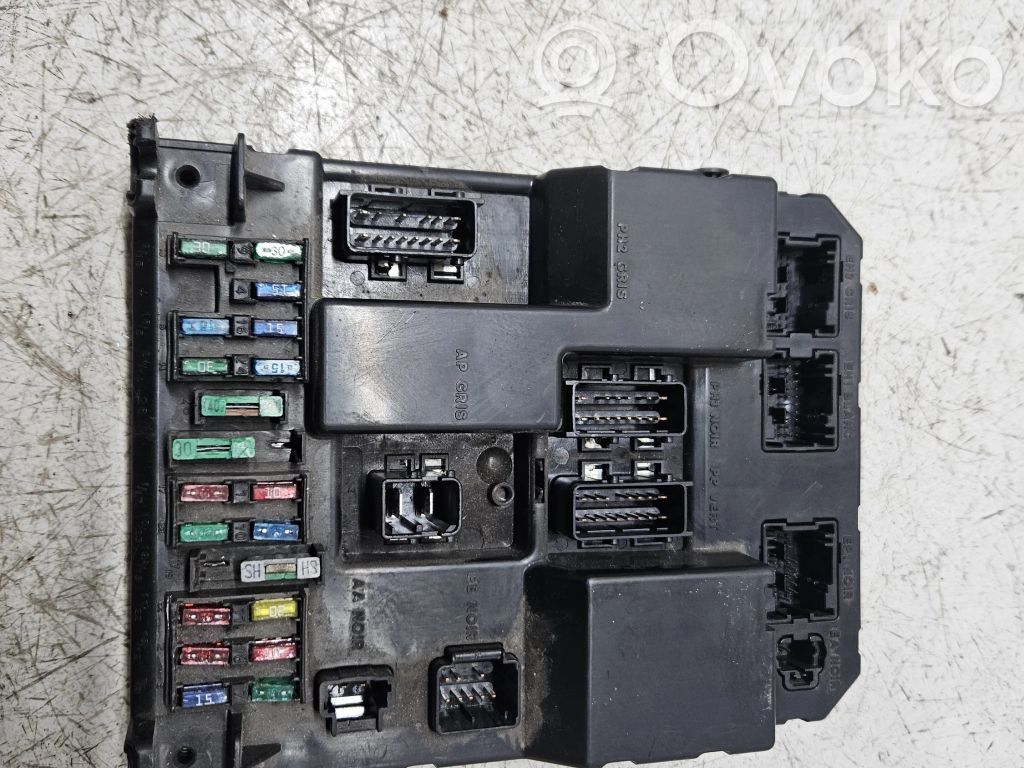Peugeot 307 Fuse module 