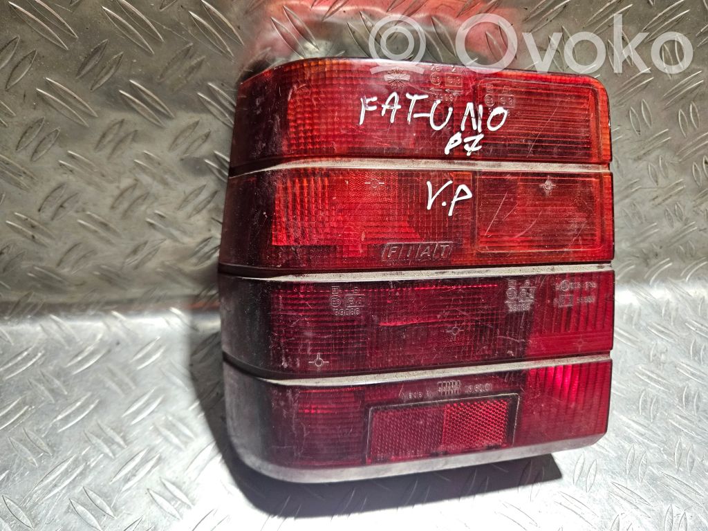 Fiat Uno Lampa tylna 