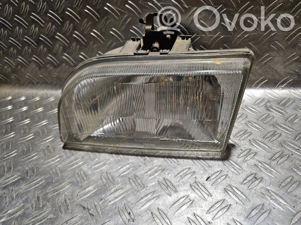 Ford Fiesta Headlight/headlamp 