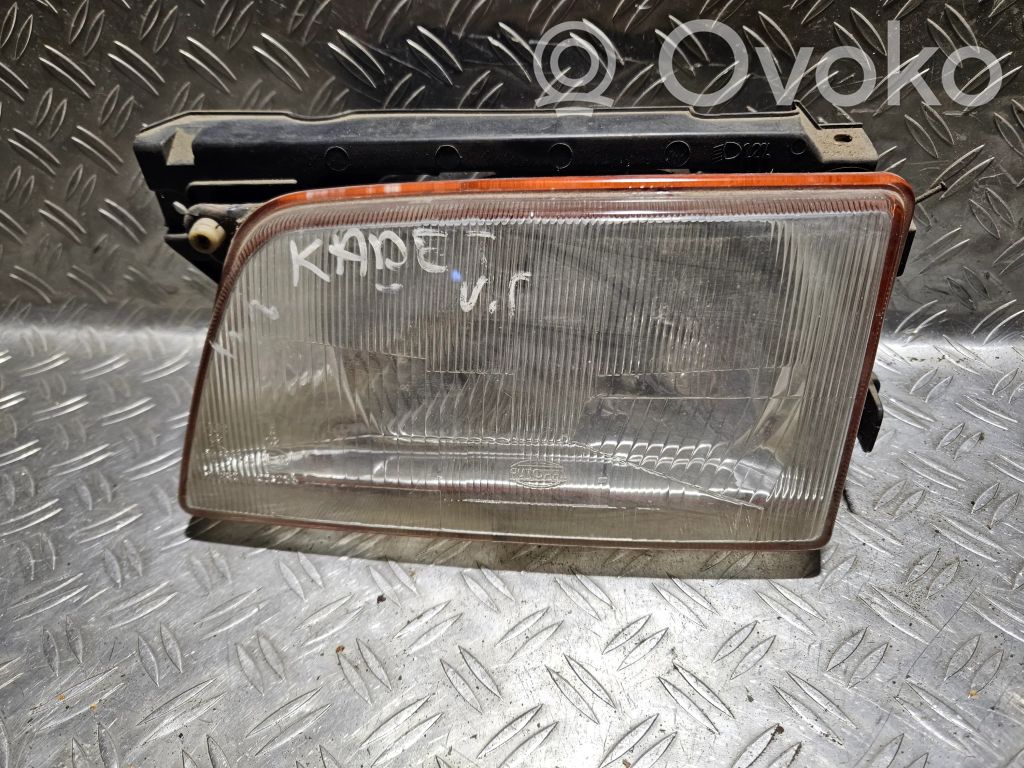Opel Kadett E Priekinis žibintas 