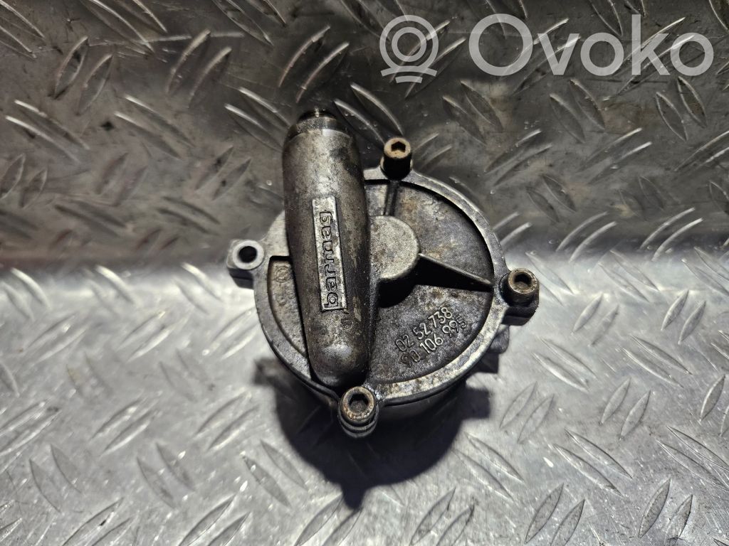 Opel Kadett E Vacuum pump 