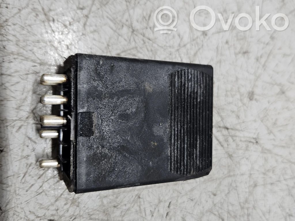 Mercedes-Benz E W124 Other relay 