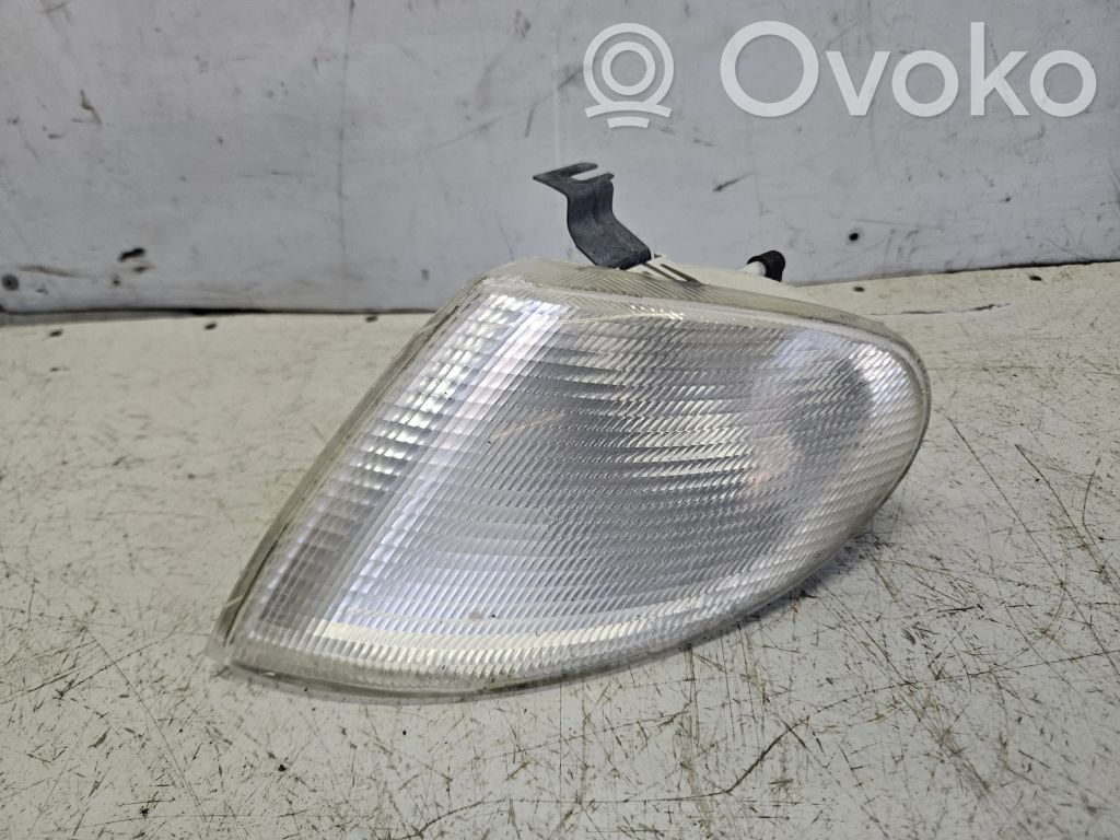 Volkswagen Sharan Front indicator light 