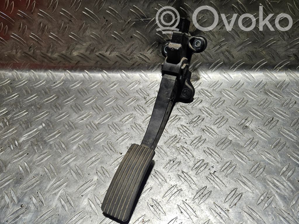 Chrysler Sebring (JS) Accelerator throttle pedal 