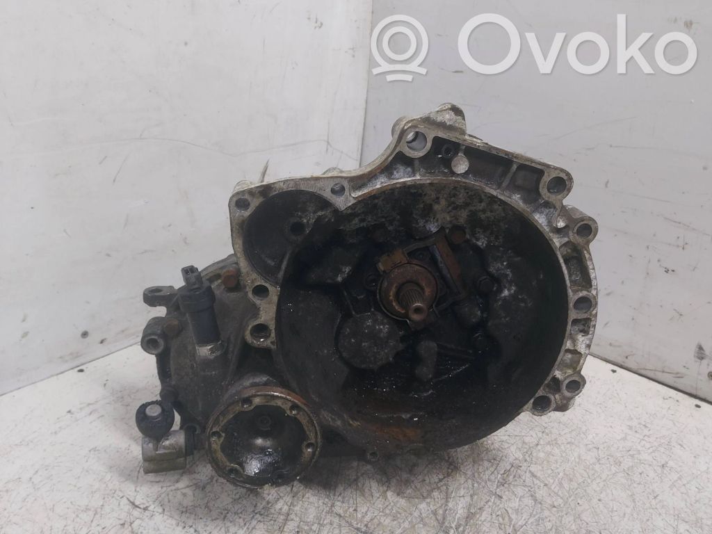 Volkswagen Golf II Manual 4 speed gearbox 
