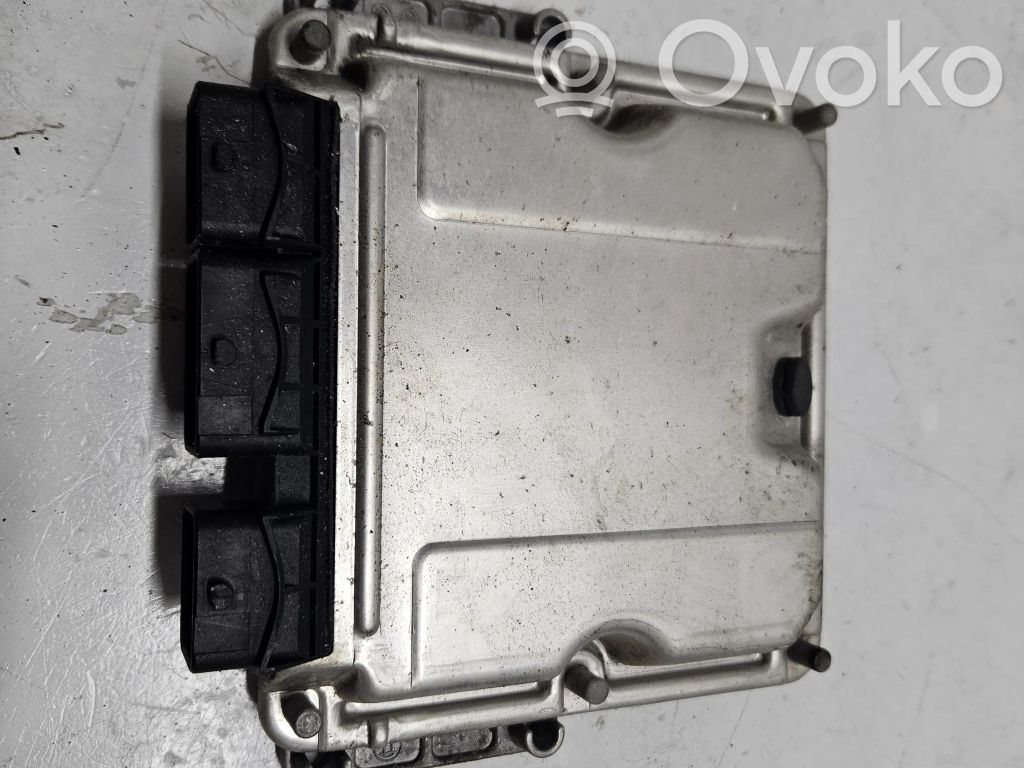 Peugeot 807 Engine control unit/module 