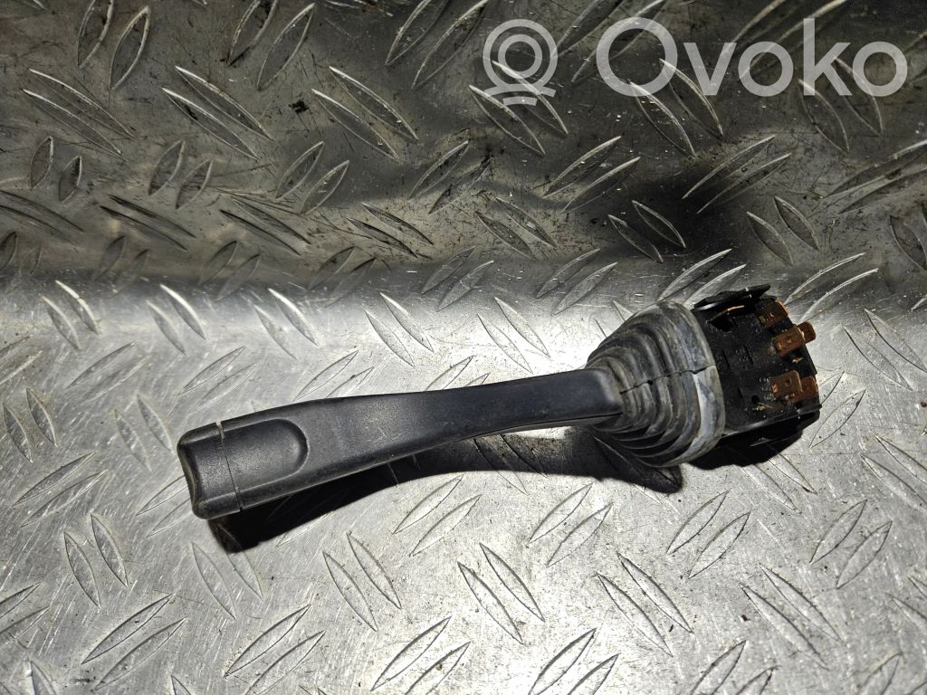 Opel Omega A Manetka / Przełącznik wycieraczek 