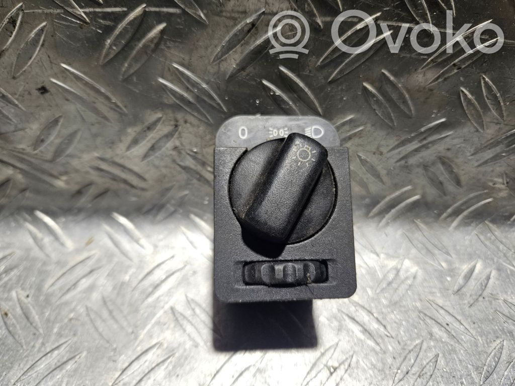 Opel Astra F Light switch 