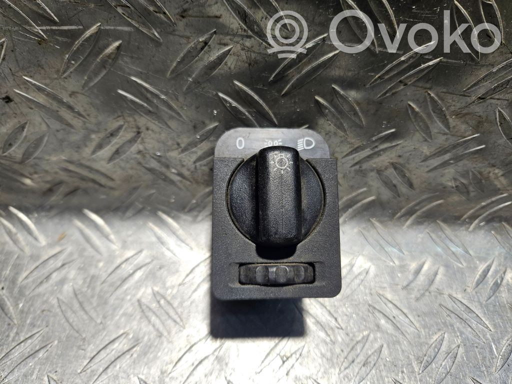 Opel Astra F Light switch 