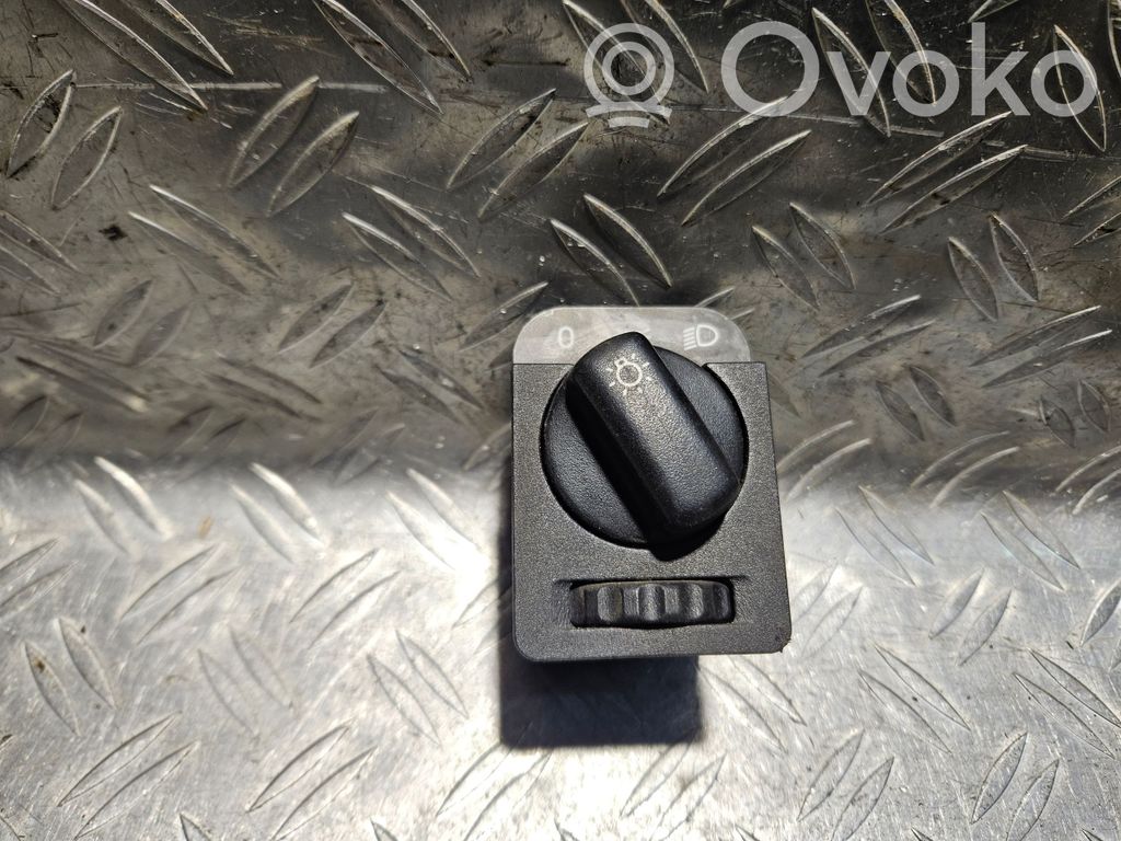 Opel Astra F Light switch 