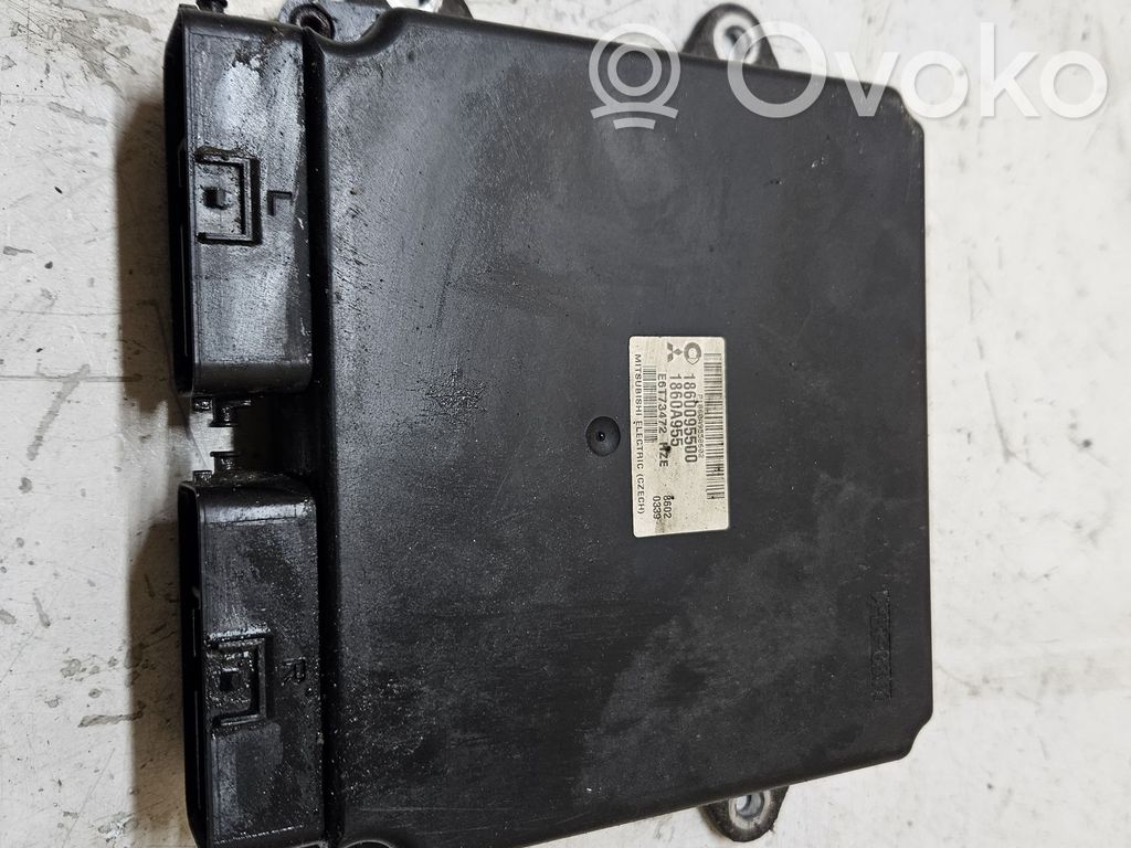 Mitsubishi Colt Engine control unit/module 