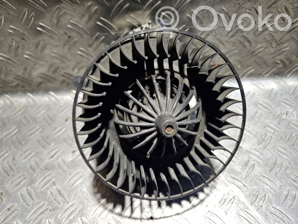 Mercedes-Benz E W210 Heater fan/blower 