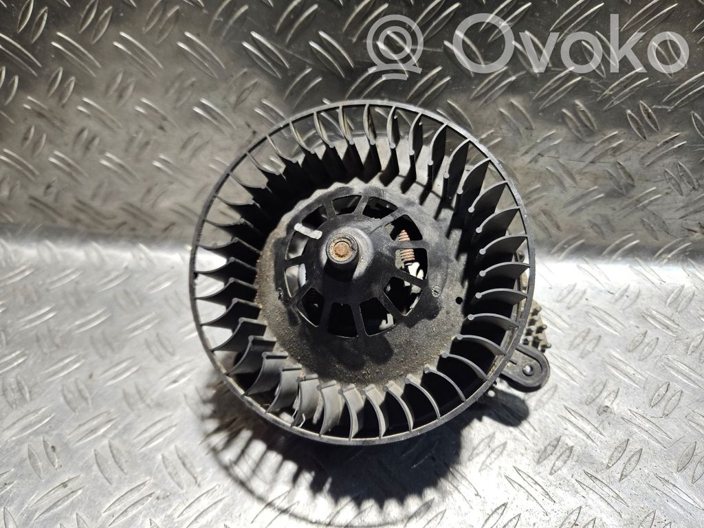 Mercedes-Benz E W210 Ventola riscaldamento/ventilatore abitacolo 