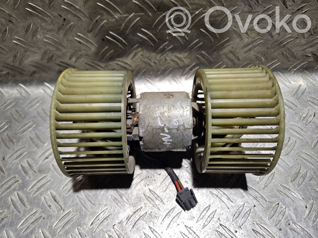 BMW 5 E34 Mazā radiatora ventilators 
