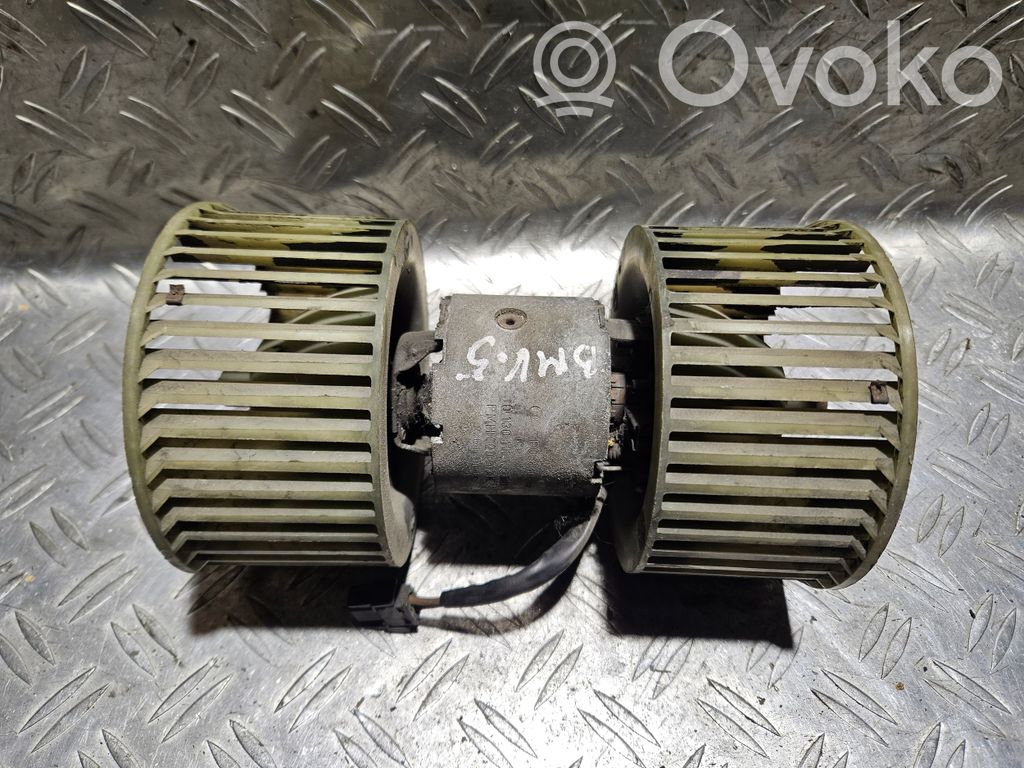 BMW 5 E34 Mazā radiatora ventilators 