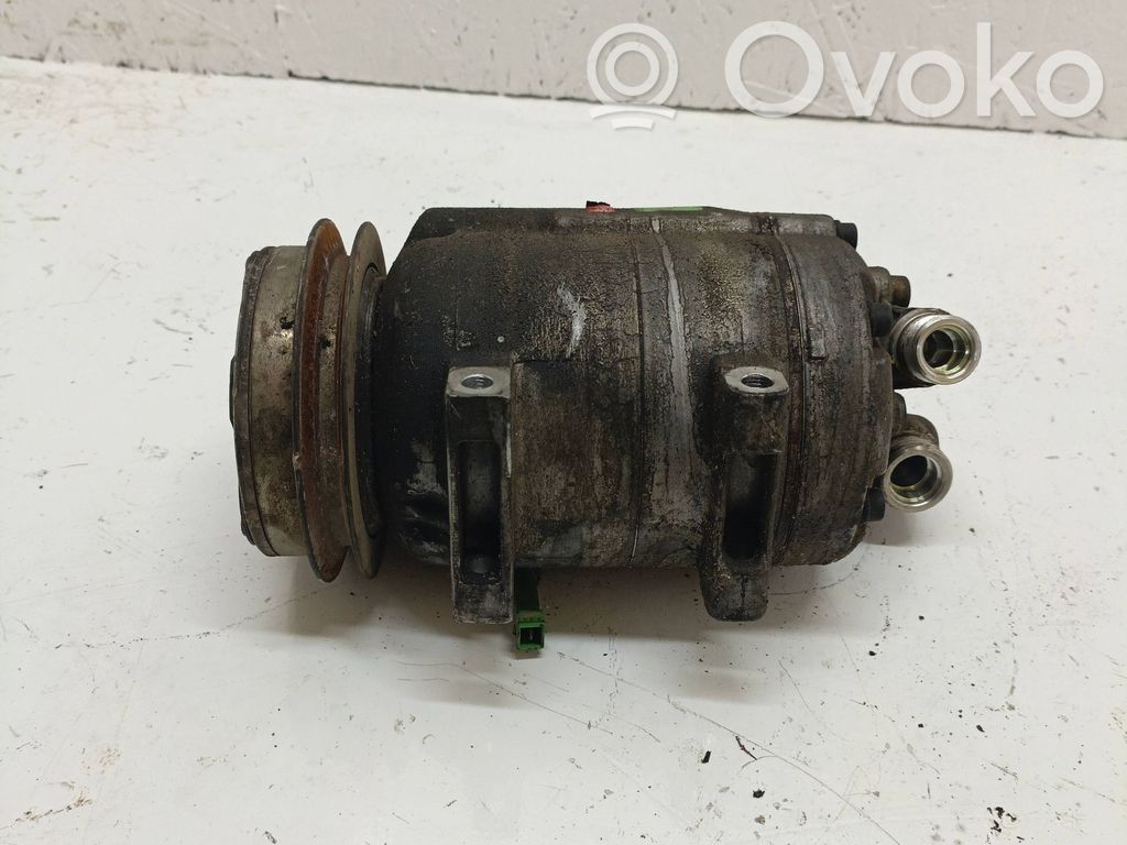 Audi 100 S4 C4 Kompresor / Sprężarka klimatyzacji A/C 