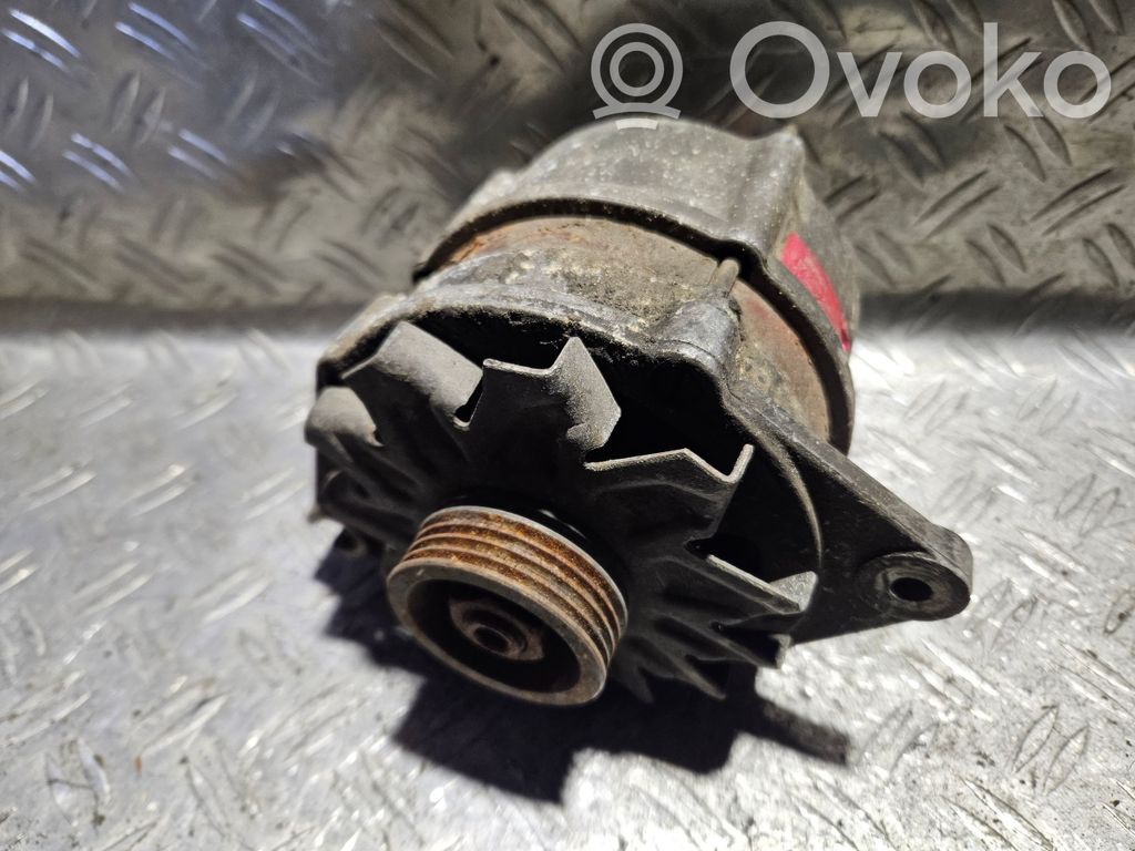 Peugeot 405 Alternador 