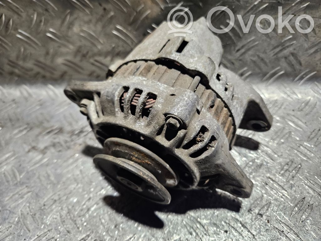 Mazda 323 F Alternador 