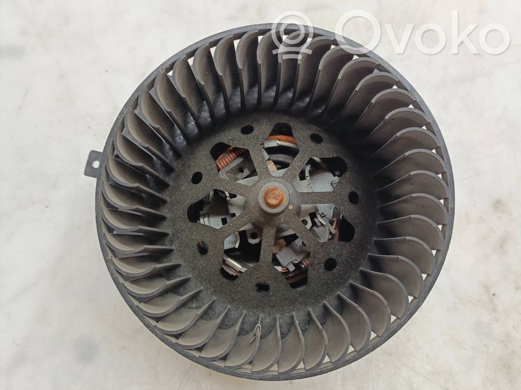 Volkswagen Golf V Wentylator nawiewu / Dmuchawa 