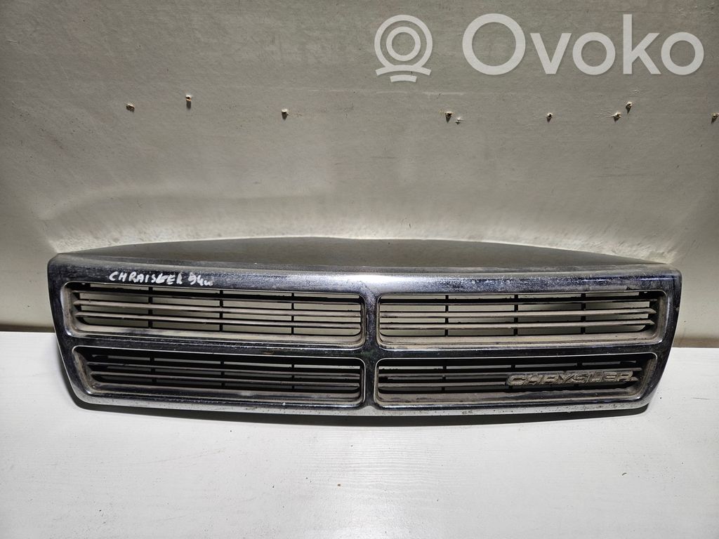 Chrysler Voyager Front grill 