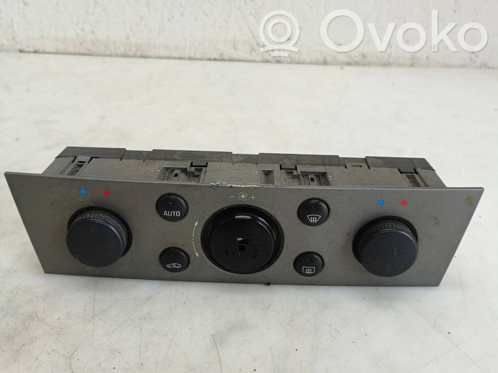 Opel Vectra C Climate control unit 