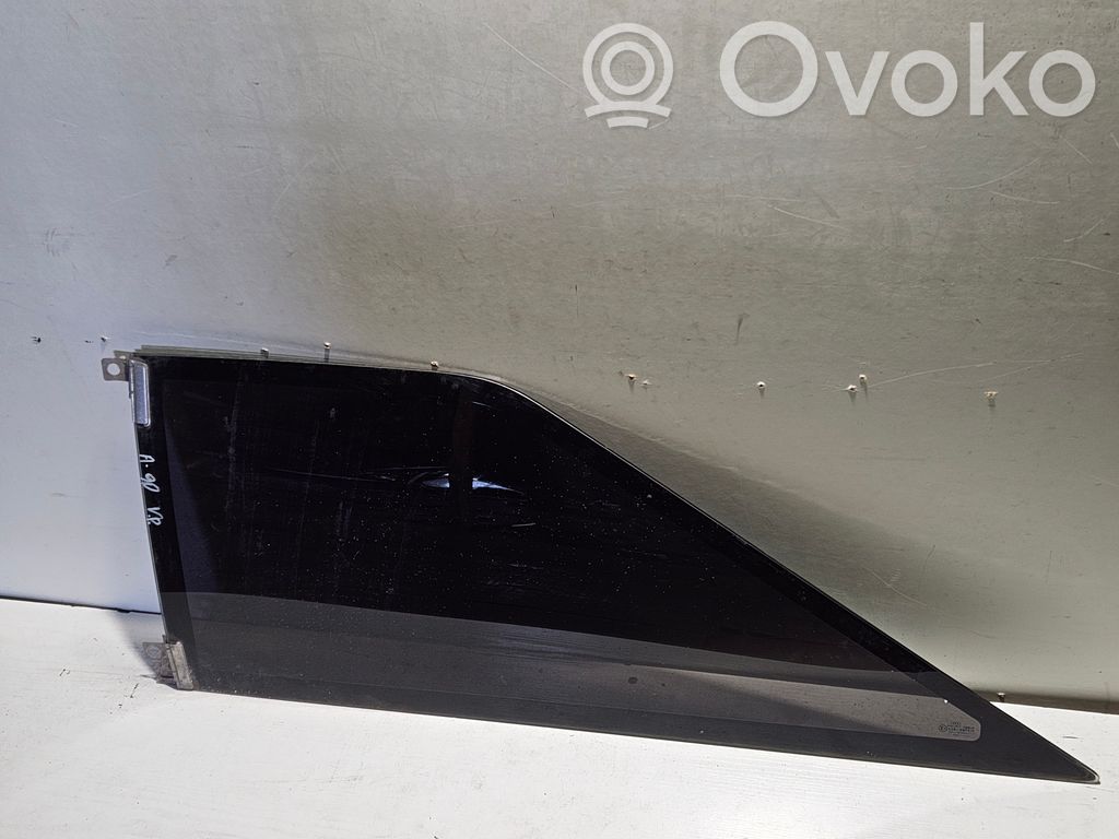 Vidrio lateral trasero   43R001026