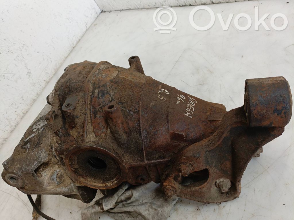 Opel Omega B1 Tylny mechanizm różnicowy 