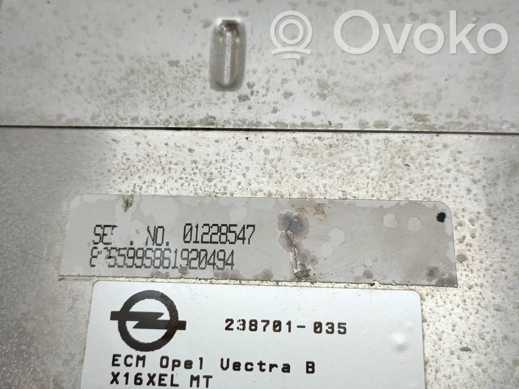 Opel Vectra B Engine control unit/module 