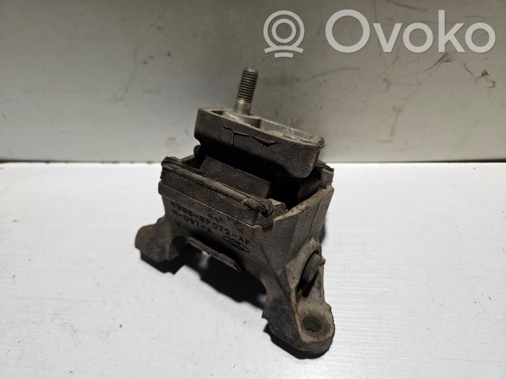 Ford Mondeo MK I Engine mount bracket 