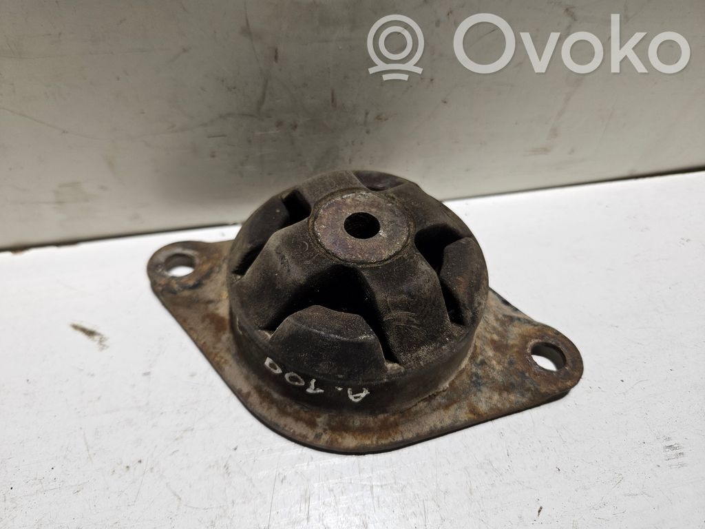 Audi 100 200 5000 C3 Engine mount bracket 