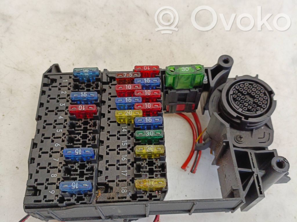 Mercedes-Benz E W210 Fuse box set 