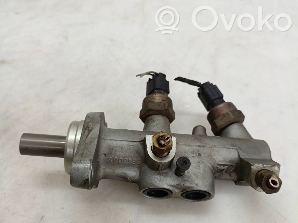 Volvo S80 Cilindro de freno maestro 