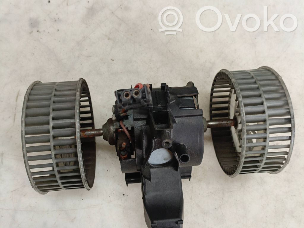 BMW 5 E60 E61 Mazā radiatora ventilators 