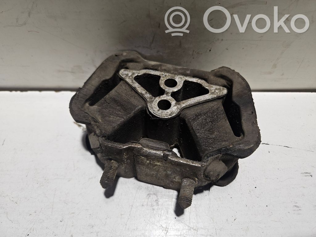 Opel Vectra A Engine mount bracket 