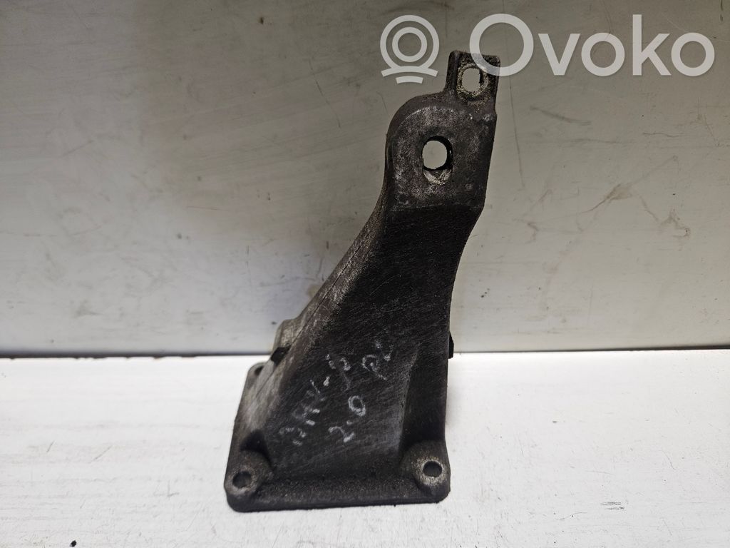 BMW 5 E34 Engine mounting bracket 