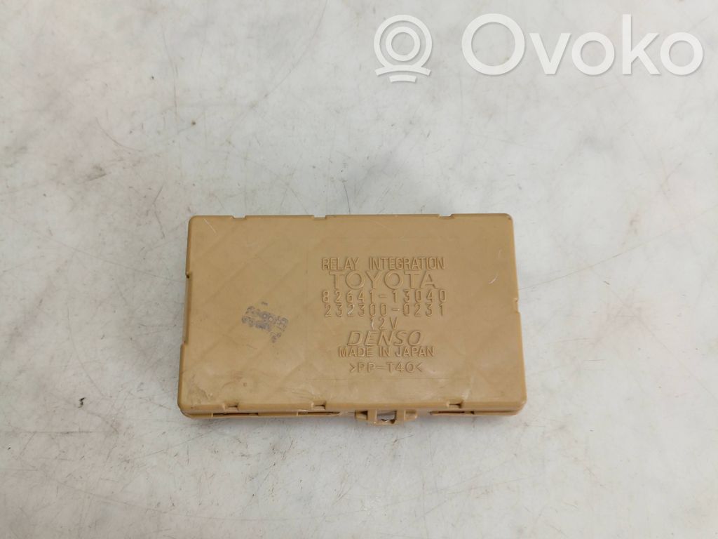 Toyota Corolla Verso E121 Fuse module 