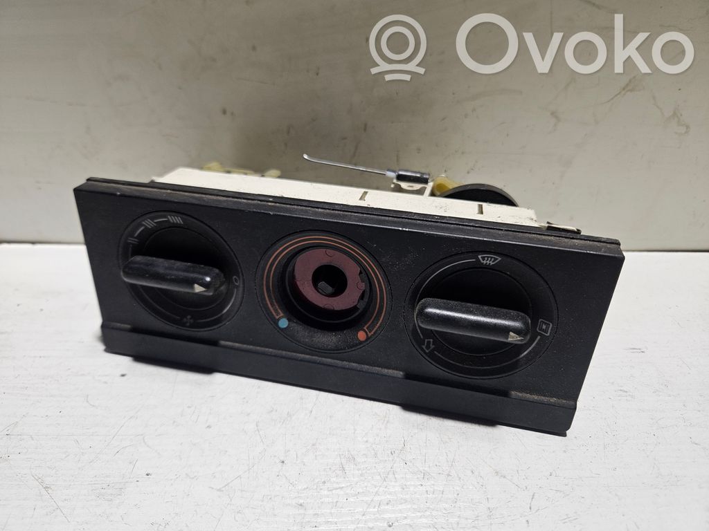 Audi 80 90 S2 B4 Climate control unit 