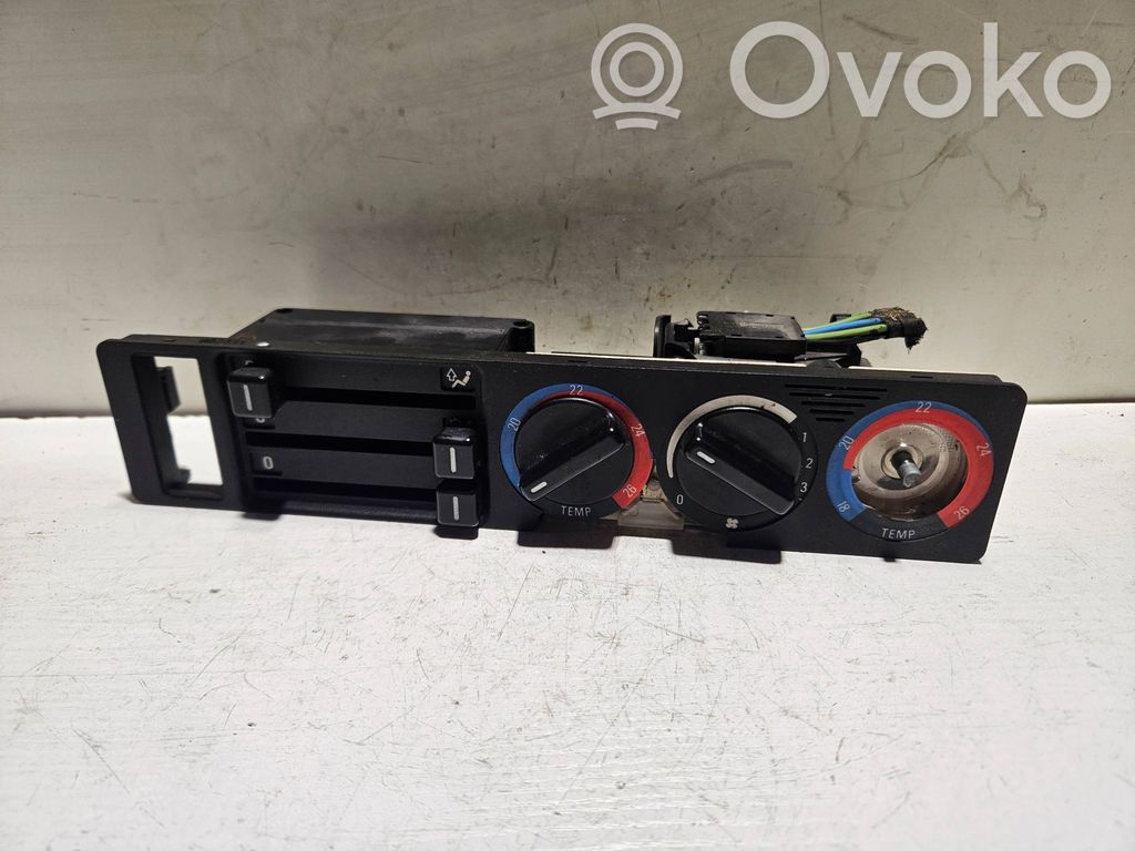 BMW 5 E34 Climate control unit 
