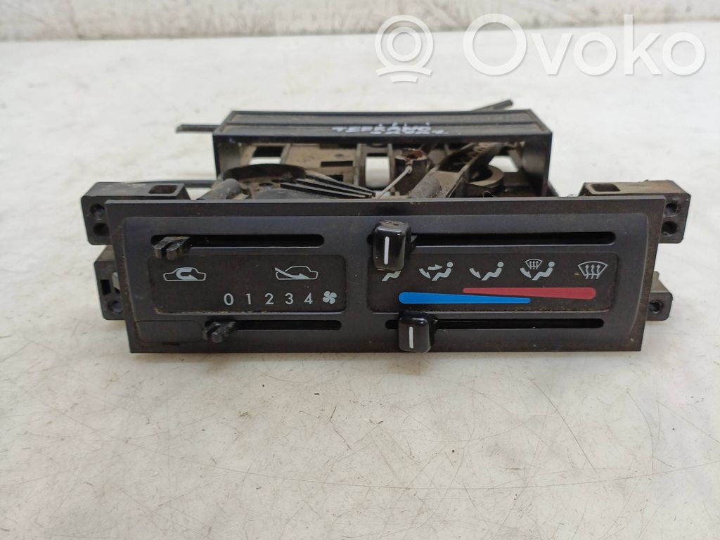 Nissan Terrano Climate control unit 
