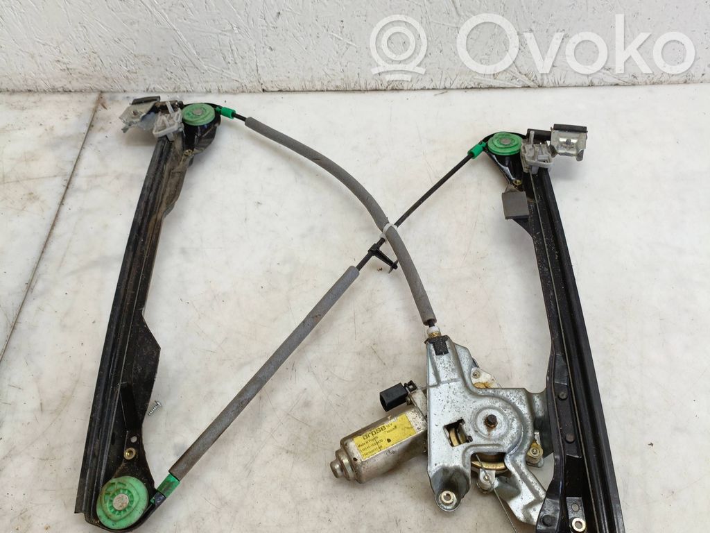 Ford Focus Front door window regulator with motor 