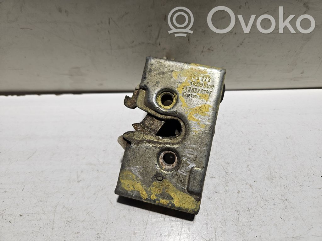 Audi 100 200 5000 C3 Zamek drzwi przednich 