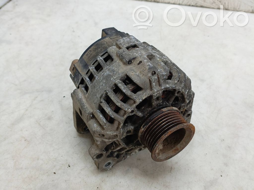 Volkswagen Golf IV Alternator 