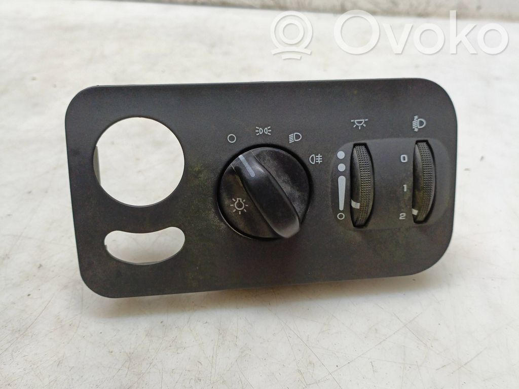 Chrysler Voyager Light switch 