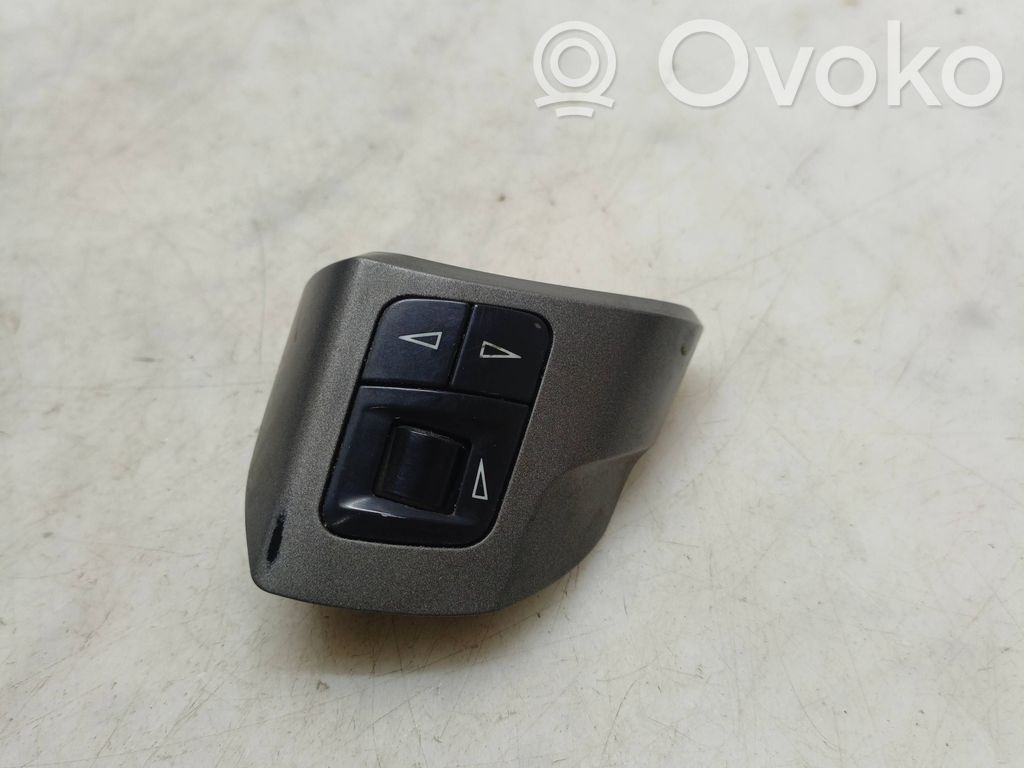 Opel Signum Butoane/comutatoare pe volan 