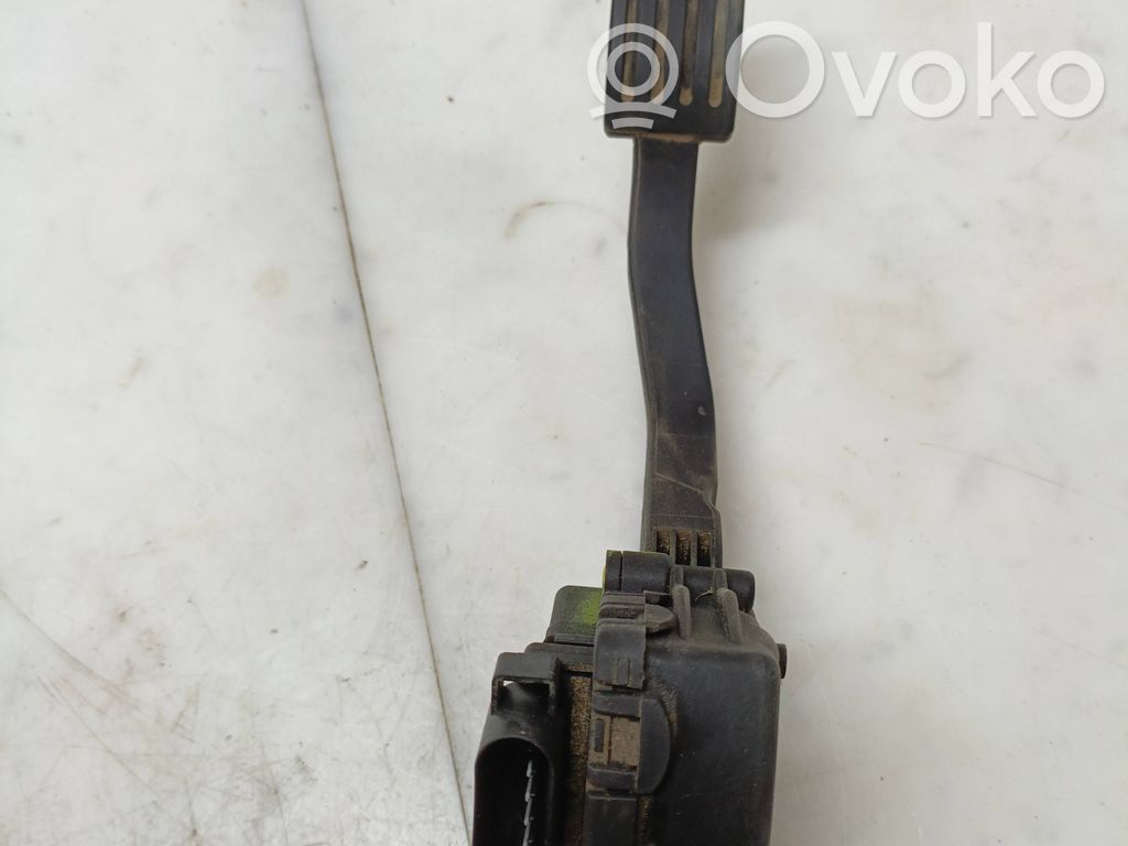 Ford C-MAX I Accelerator throttle pedal 