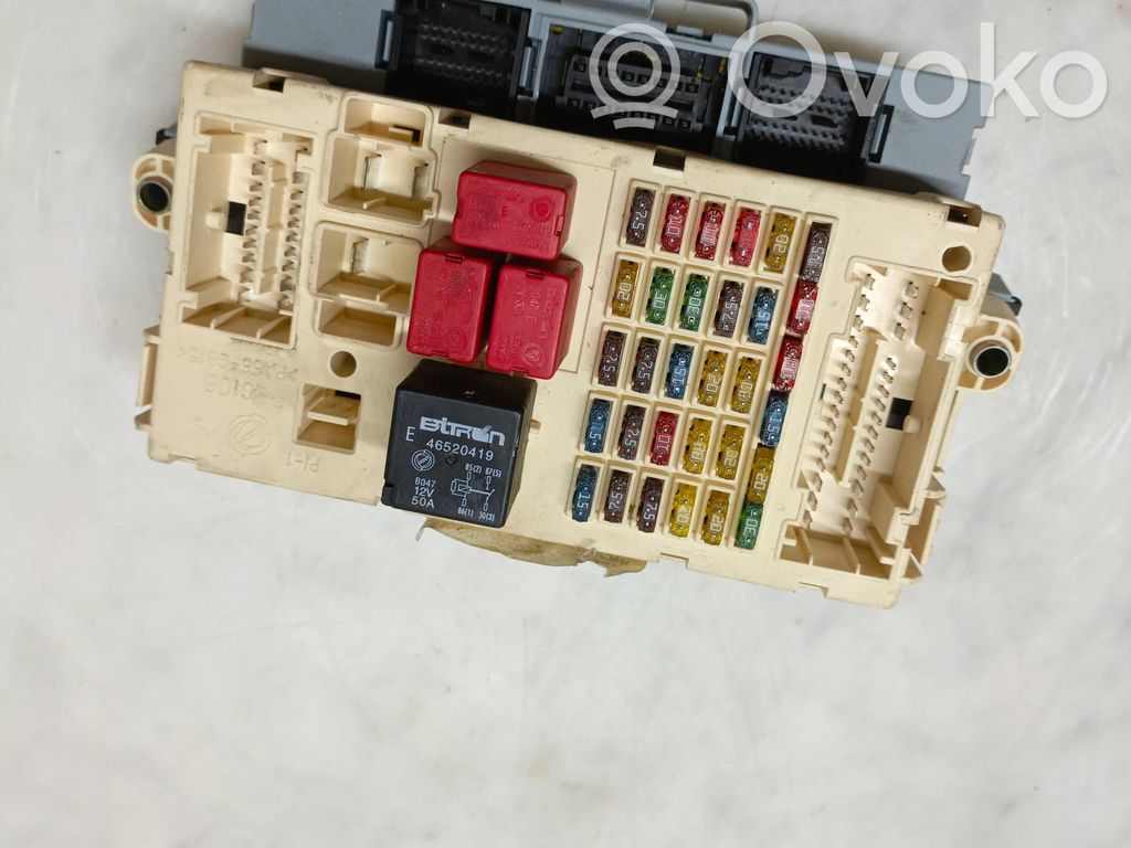 Fiat Stilo Módulo de fusible 