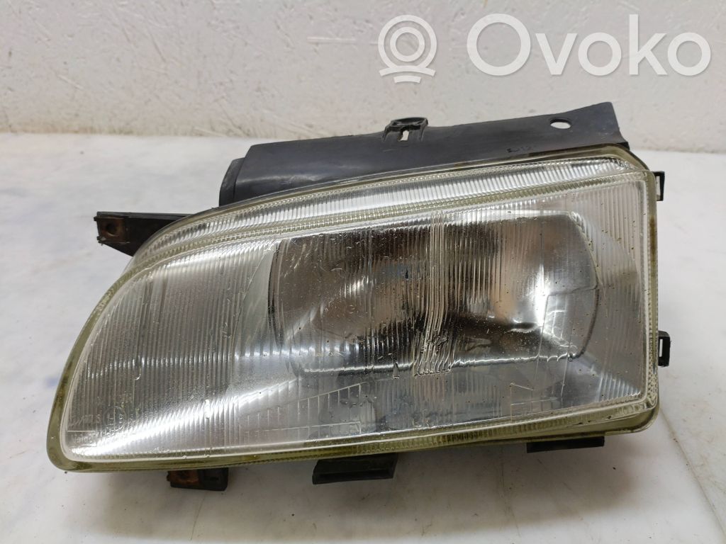 Headlight/headlamp   E95102